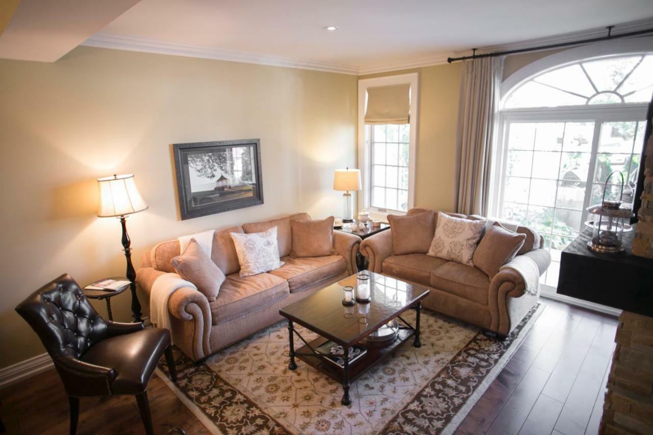 124 On Queen Hotel & Spa Niagara-on-the-Lake Luaran gambar A living room